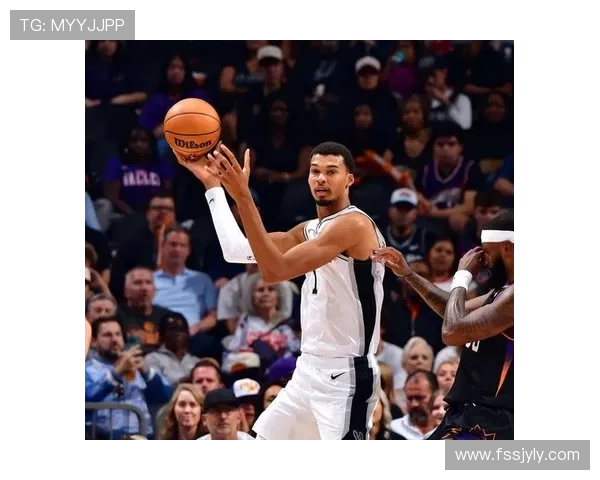 马刺十七战十六胜文班冲MVP 马刺十七战十六胜文班冲MVP